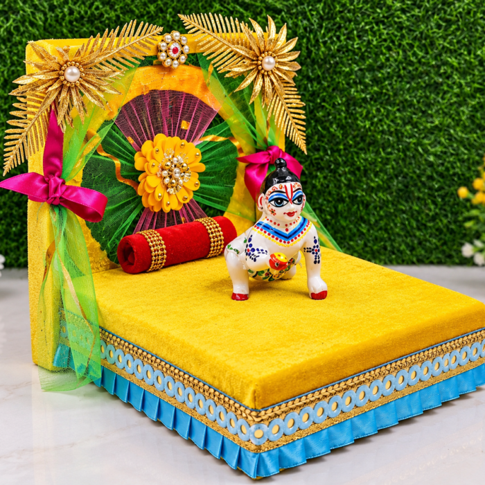 Laddu Gopal Bed